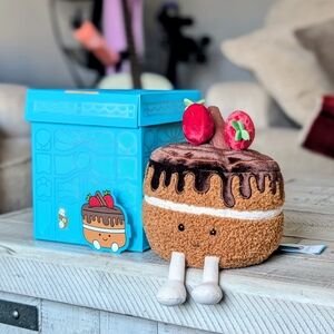 Jellycat x Harrods Exclusive - Amuseables Glacy Chocolate Cake - NWT